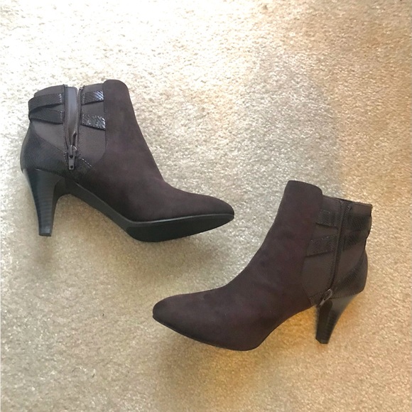 NEW Karen Scott Major Brown High Heel Bootie - Picture 8 of 12